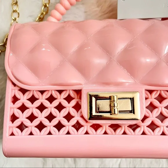 Perfect Pink IRL Barbie Purse - Picture 4 of 6